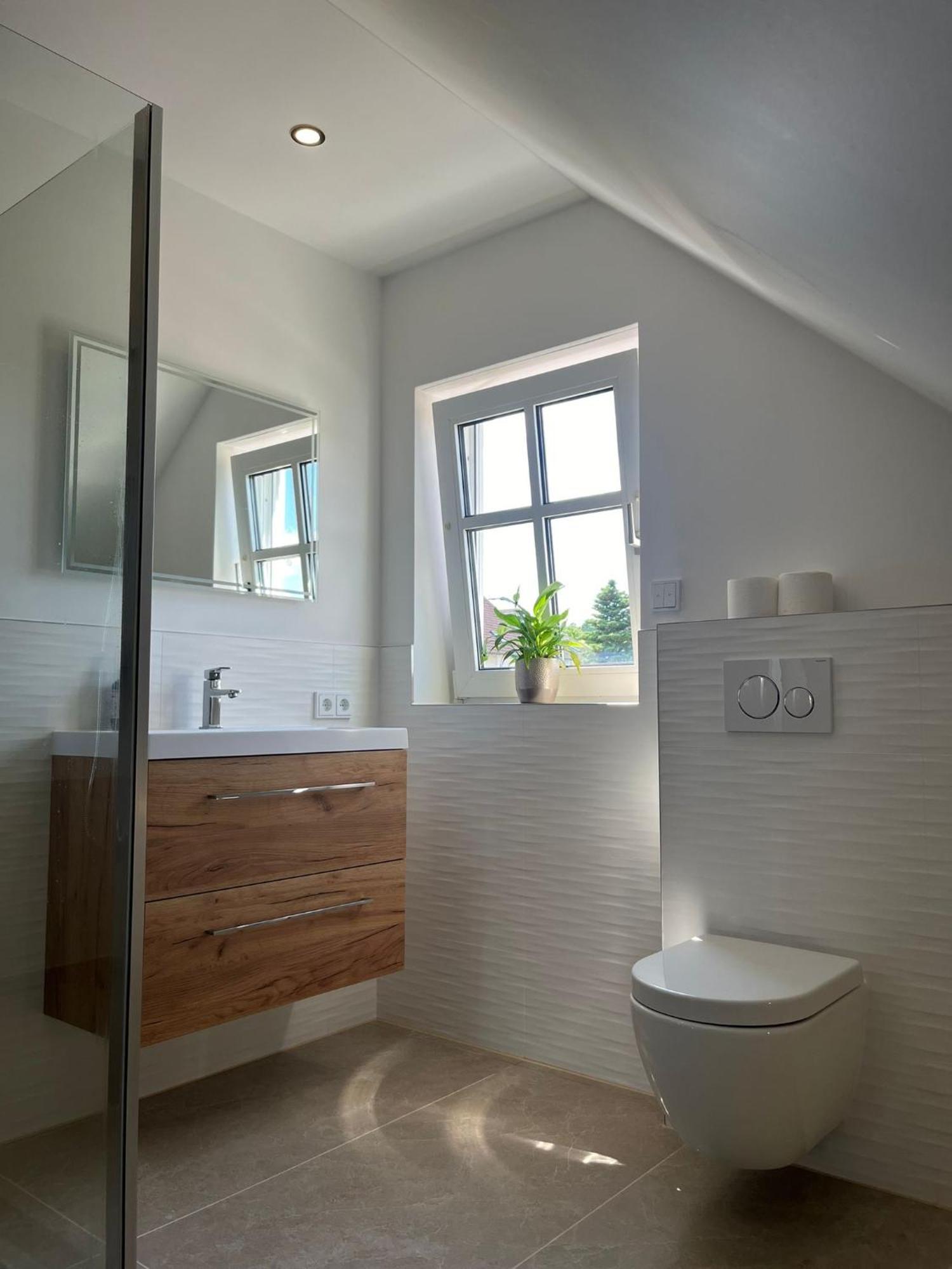 Neuwertige Gemuetliche Wohnung Rieden  ภายนอก รูปภาพ